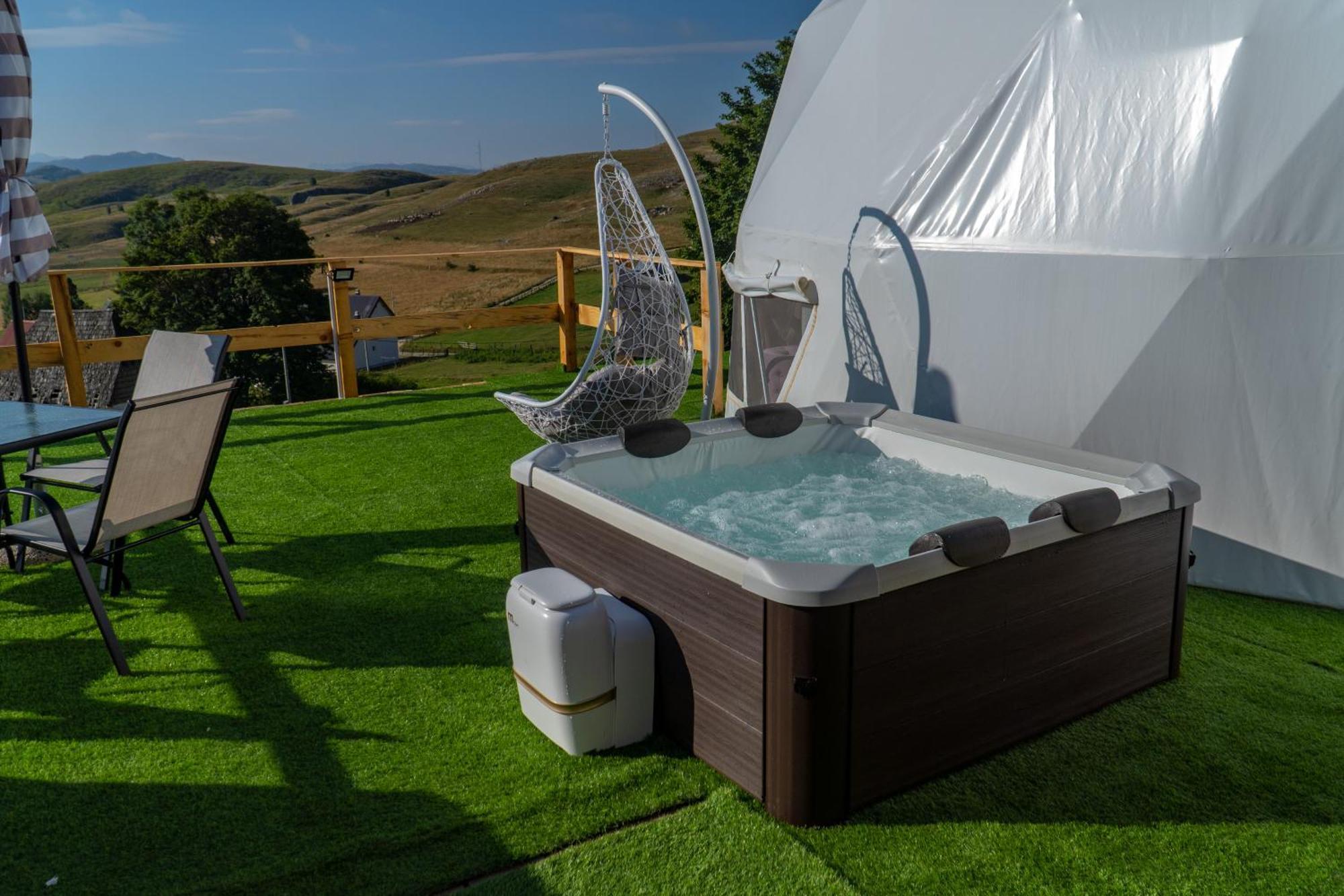 Durmitor Glamp Hotel ชาเบลียค ภายนอก รูปภาพ