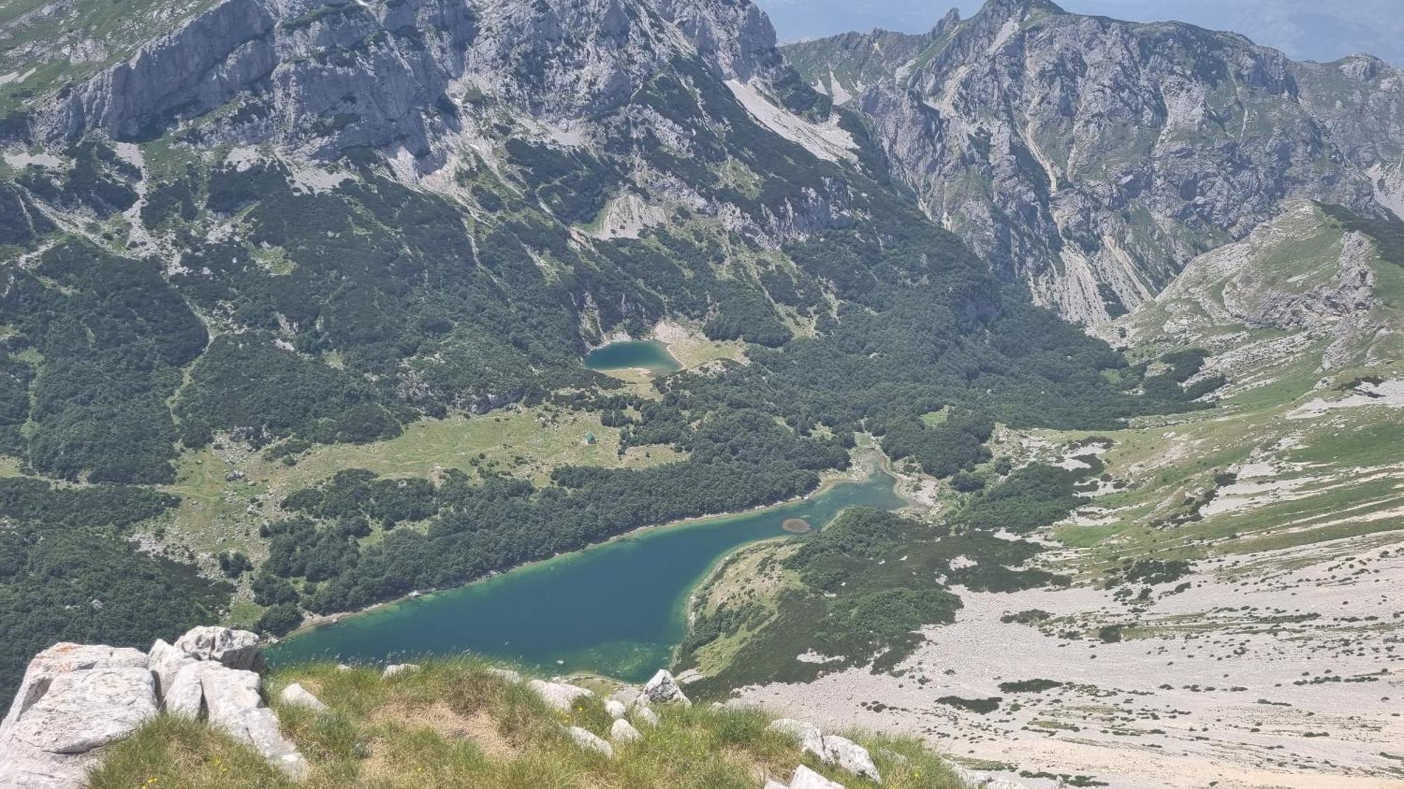 Durmitor Glamp Hotel ชาเบลียค ภายนอก รูปภาพ