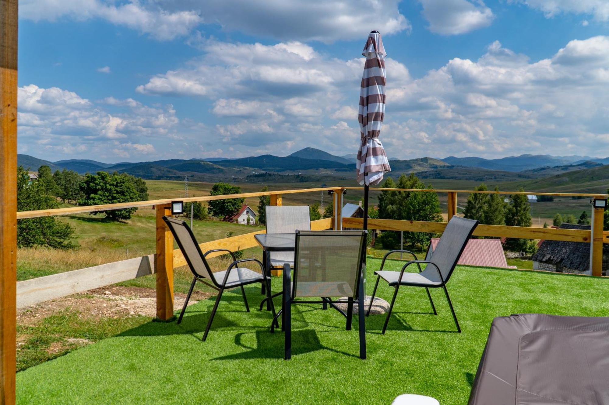 Durmitor Glamp Hotel ชาเบลียค ภายนอก รูปภาพ